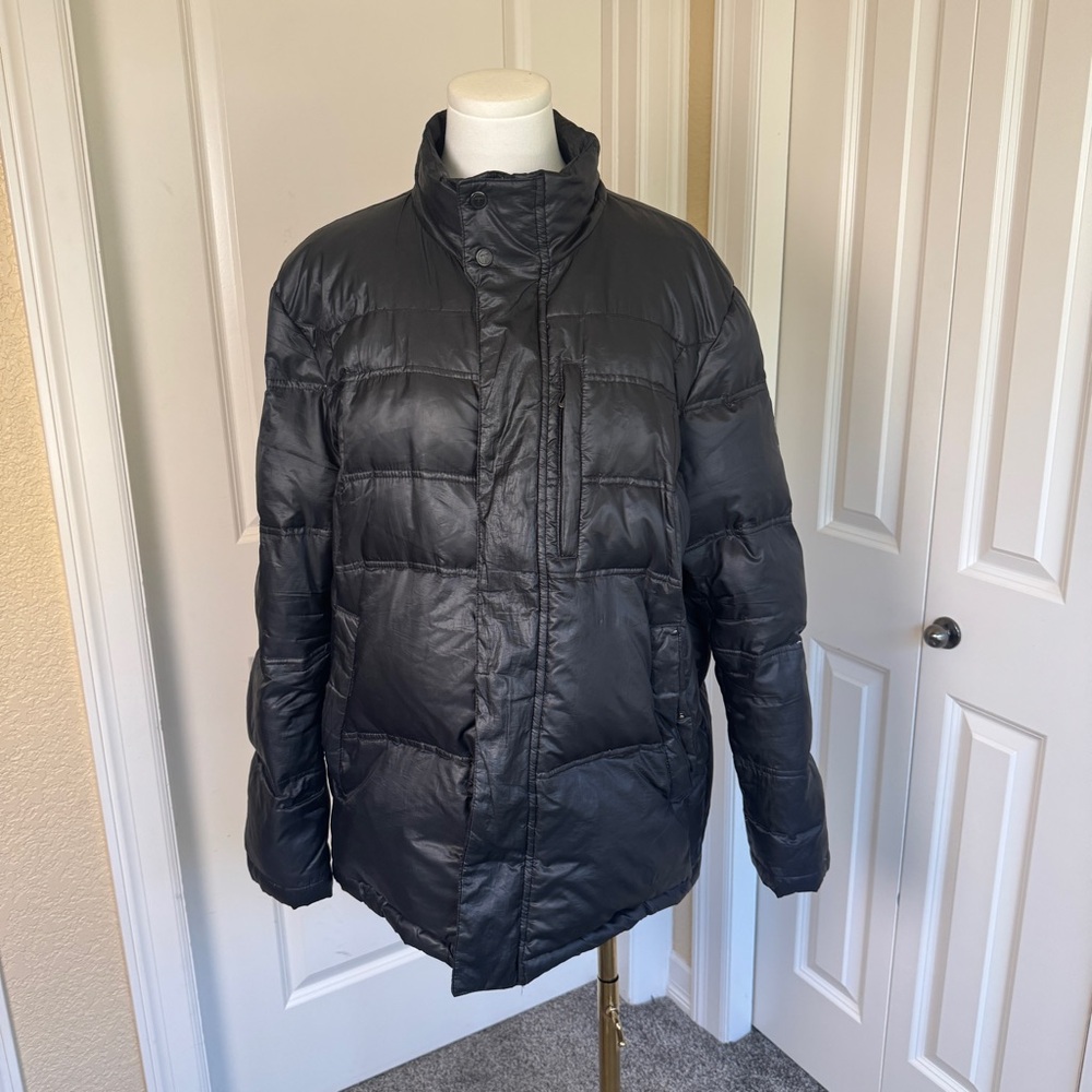 Tech by Tumi Black Puffer Jacket Men’s Large Zip Chest Pocket Lightweight